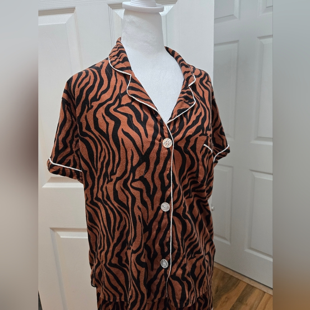 Zebra Print Button-Up Pajama Set, Size Large, Seeing Stars - Picture 3 of 15